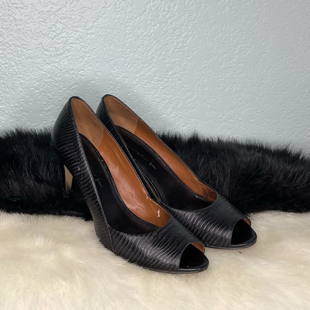 Banana Republic black peep toe / size 8 1/2